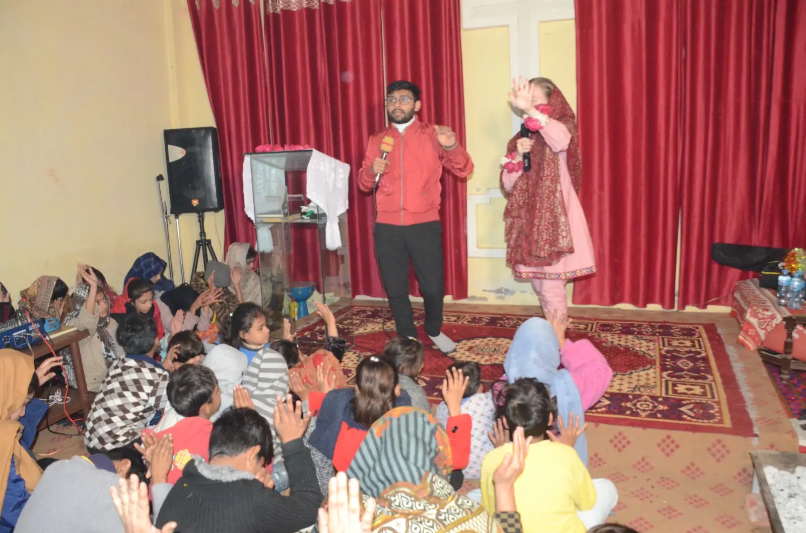 Personal prayer during a ministry gathering